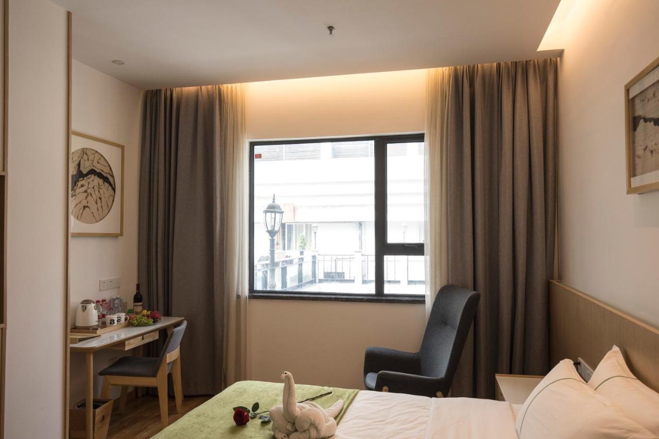 Bindun Langyi Hotel Yuzhong Esterno foto
