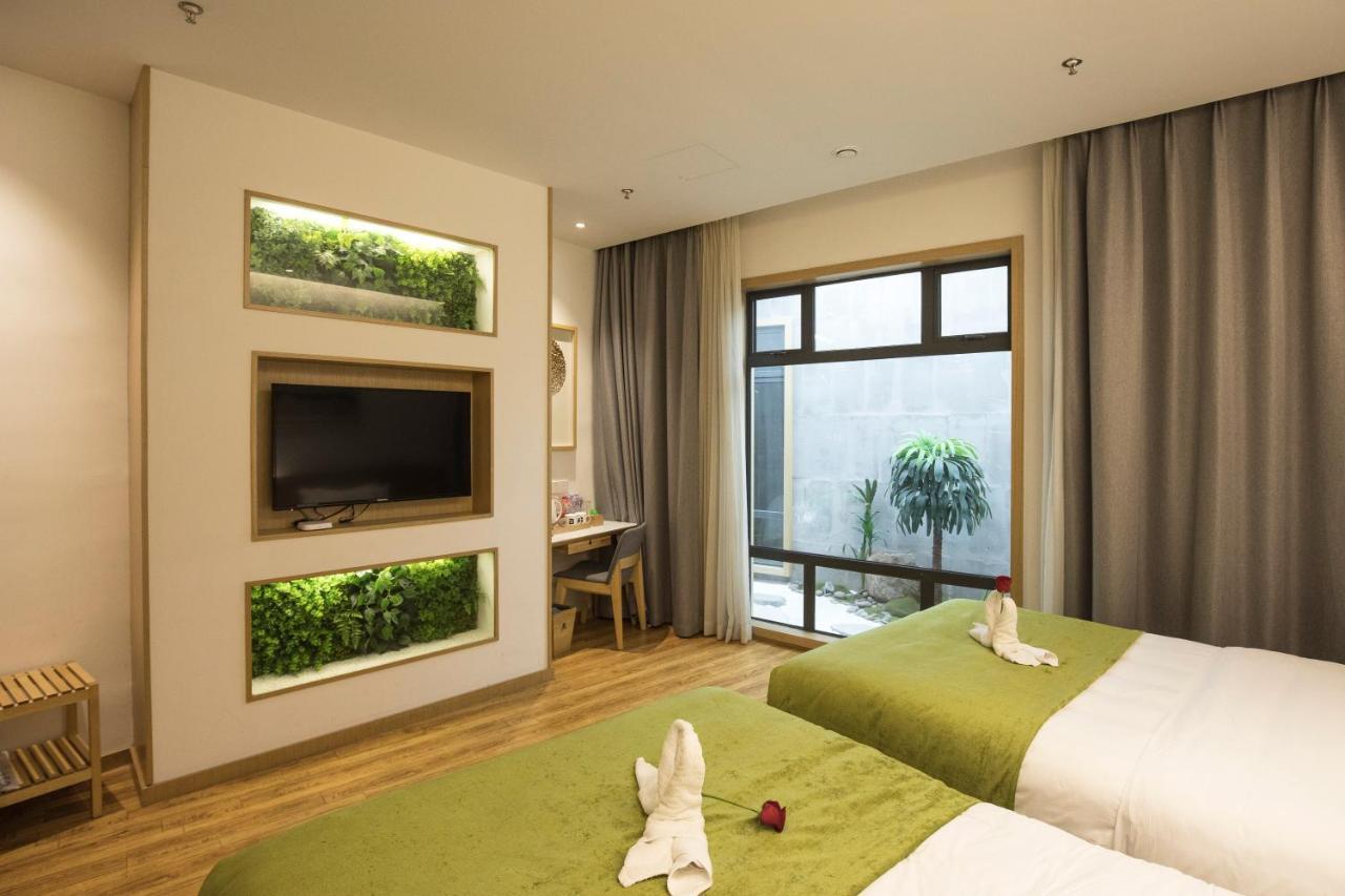 Bindun Langyi Hotel Yuzhong Esterno foto